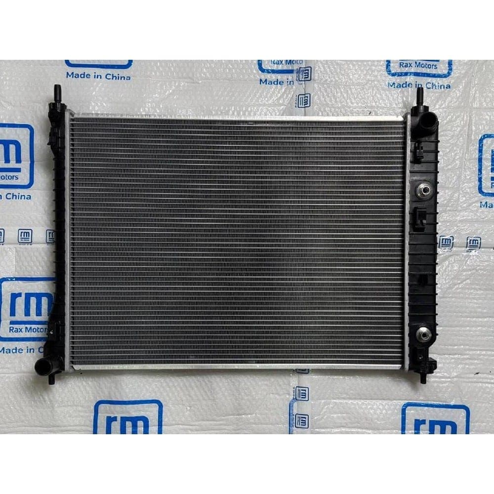 Suv Radiator AT XT — Chevrolet Captiva 4