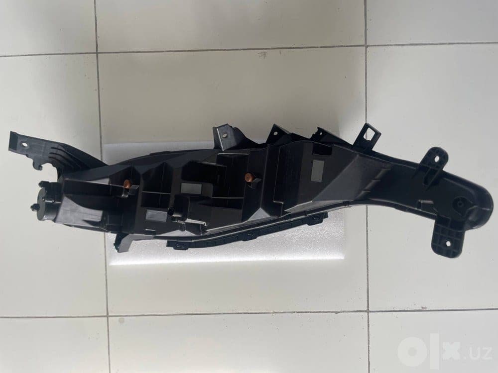 Fara Breket Oldi RH — Hongqi EQM5