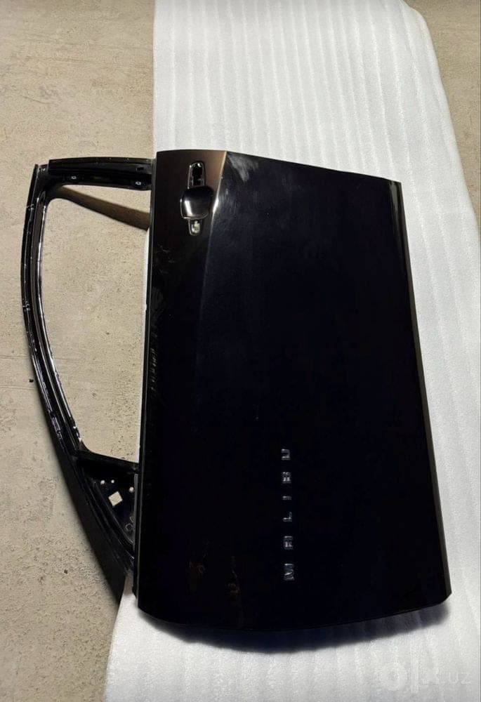 Door Front RH XTGM — Chevrolet Malibu 2 XL